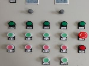 The feeding process is controlled by PLC, which is easy to operate. Problems like material stuck can be easily solved.